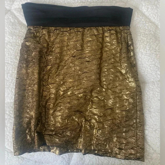 BCBG Skirt - Picture 3 of 3